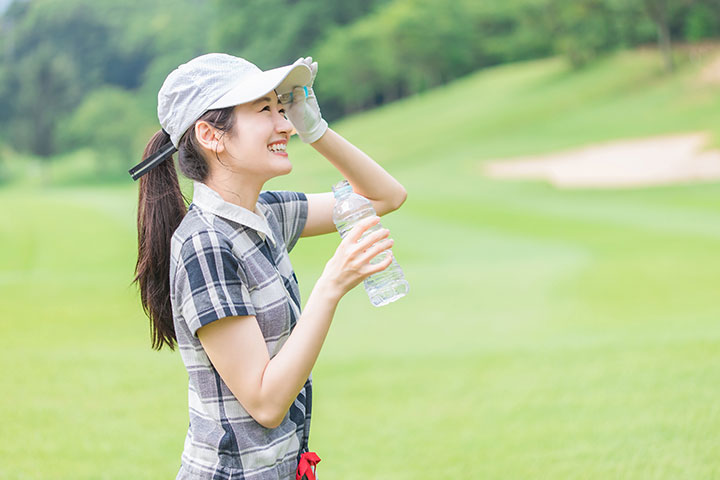 夏のゴルフに必要な持ち物5選！